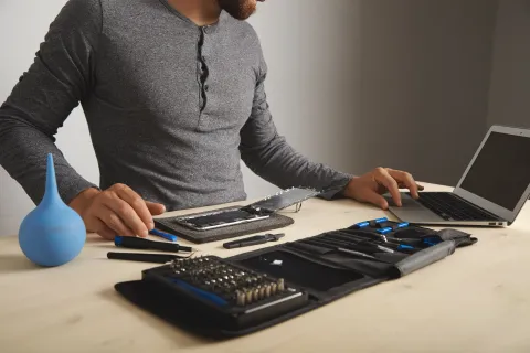 DIY vs Professional IT Repair: 